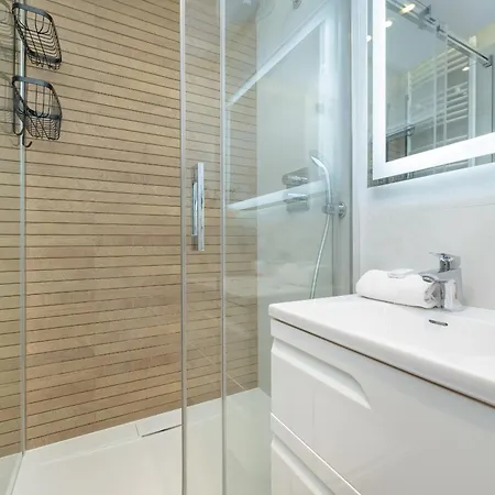 아파트 Elegancki Apartament Z Balkonem I Klimatyzacja By Renters Prestige